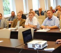 Zdjęcie z galerii: Konferencja 'Badanie techniczne pojazdów z kierownicą po prawej stronie w świetle nowych przepisów prawa'