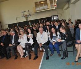 Zdjęcie z galerii: Program Twins Schools spotkanie Polska - Izrael w I LO oraz odwiedziny w Starostwie Powiatowym