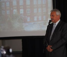 Zdjęcie z galerii: Program Twins Schools spotkanie Polska - Izrael w I LO oraz odwiedziny w Starostwie Powiatowym