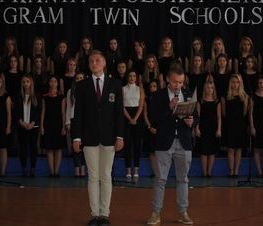 Zdjęcie z galerii: Program Twins Schools spotkanie Polska - Izrael w I LO oraz odwiedziny w Starostwie Powiatowym