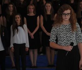 Zdjęcie z galerii: Program Twins Schools spotkanie Polska - Izrael w I LO oraz odwiedziny w Starostwie Powiatowym