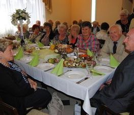 Zdjęcie z galerii: Dzień Seniora 8 października 2015 w Powiatowe Stowarzyszenie Emerytów, Rencistów i Inwalidów w Tomaszowie Maz.