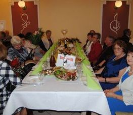 Zdjęcie z galerii: Dzień Seniora 8 października 2015 w Powiatowe Stowarzyszenie Emerytów, Rencistów i Inwalidów w Tomaszowie Maz.