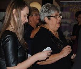Zdjęcie z galerii: Dzień Seniora 8 października 2015 w Powiatowe Stowarzyszenie Emerytów, Rencistów i Inwalidów w Tomaszowie Maz.