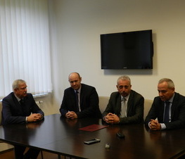 Zdjęcie z galerii: Odbiór pozwolenia na budowe Galerii Tomaszów