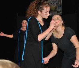Zdjęcie z galerii: Zakończenie Projektu KRÓTKA HISTORIA TEATRU W TOMASZOWIE MAZOWIECKIM
