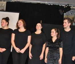 Zdjęcie z galerii: Zakończenie Projektu KRÓTKA HISTORIA TEATRU W TOMASZOWIE MAZOWIECKIM