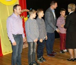 Zdjęcie z galerii: Podsumowanie współzawodnictwa sportowego szkół w O.K. 'TKACZ'