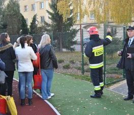 Zdjęcie z galerii: Ćwiczenia P.Poż. w Starostwie Powiatowym