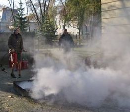 Zdjęcie z galerii: Ćwiczenia P.Poż. w Starostwie Powiatowym