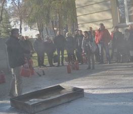 Zdjęcie z galerii: Ćwiczenia P.Poż. w Starostwie Powiatowym