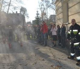 Zdjęcie z galerii: Ćwiczenia P.Poż. w Starostwie Powiatowym