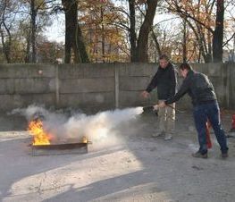 Zdjęcie z galerii: Ćwiczenia P.Poż. w Starostwie Powiatowym