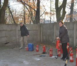 Zdjęcie z galerii: Ćwiczenia P.Poż. w Starostwie Powiatowym