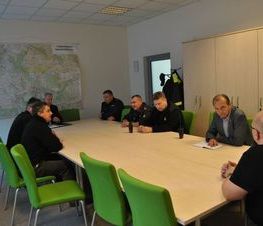 Zdjęcie z galerii: Ćwiczenia P.Poż. w Starostwie Powiatowym
