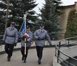 Zdjęcie z galerii: Zdjęcia z dn.11 listopada 2015 - Mszy Świętej w Kościele NMP Królowej Polski w Tomaszowie Maz. oraz Biegu Niepodległości