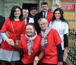 Zdjęcie z galerii: Zdjęcia z dn.11 listopada 2015 - Mszy Świętej w Kościele NMP Królowej Polski w Tomaszowie Maz. oraz Biegu Niepodległości