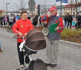 Zdjęcie z galerii: Zdjęcia z dn.11 listopada 2015 - Mszy Świętej w Kościele NMP Królowej Polski w Tomaszowie Maz. oraz Biegu Niepodległości