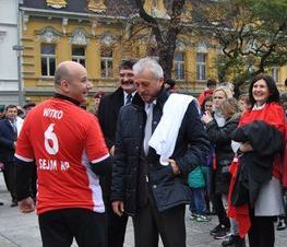 Zdjęcie z galerii: Zdjęcia z dn.11 listopada 2015 - Mszy Świętej w Kościele NMP Królowej Polski w Tomaszowie Maz. oraz Biegu Niepodległości