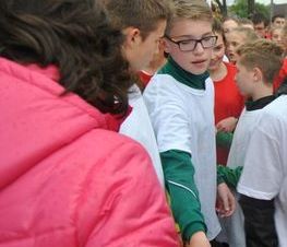 Zdjęcie z galerii: Zdjęcia z dn.11 listopada 2015 - Mszy Świętej w Kościele NMP Królowej Polski w Tomaszowie Maz. oraz Biegu Niepodległości
