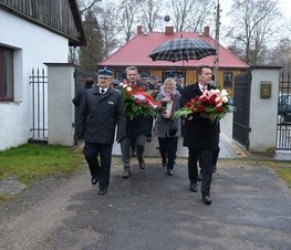 Zdjęcie z galerii: Gminne Obchody 97 Rocznicy Odzyskania Niepodległości -  Inowłódz
