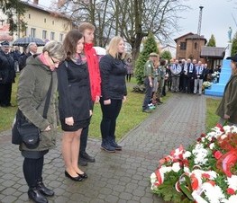 Zdjęcie z galerii: Gminne Obchody 97 Rocznicy Odzyskania Niepodległości -  Inowłódz