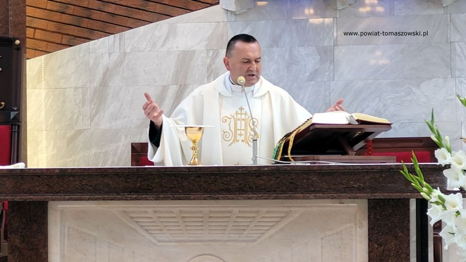Na zdjęciu: uczestnicy uroczystości poświęconej 83. rocznicy powstania Polskiego Państwa Podziemnego, która odbyła się we wtorek, 27 września 2022 roku    w Tomaszowie Mazowieckim