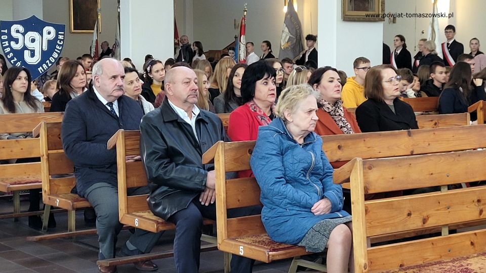 Na zdjęciu: uczestnicy uroczystości poświęconej 83. rocznicy powstania Polskiego Państwa Podziemnego, która odbyła się we wtorek, 27 września 2022 roku    w Tomaszowie Mazowieckim