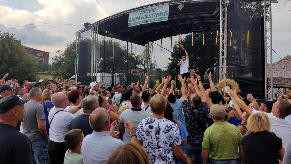 Na zdjęciu: uczestnicy święta plonów w Budziszewicach, które odbyło się w niedzielę, 28 sierpnia 2022 roku, 