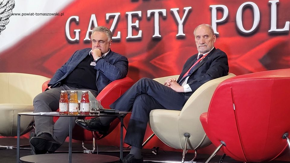 Na zdjęciu: uczestnicy VIII Nadzwyczajnego Zjazdu Klubów Gazety Polskiej, który odbył się od 30 września do 2 października 2022 roku w Spale