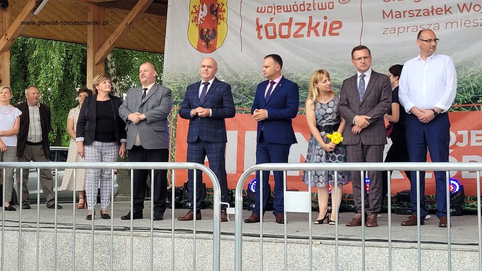 Na zdjęciu: uczestnicy Pikniku Województwa Łódzkiego, który odbył się w Lubochni w piątek, 8 lipca 2022 roku, 