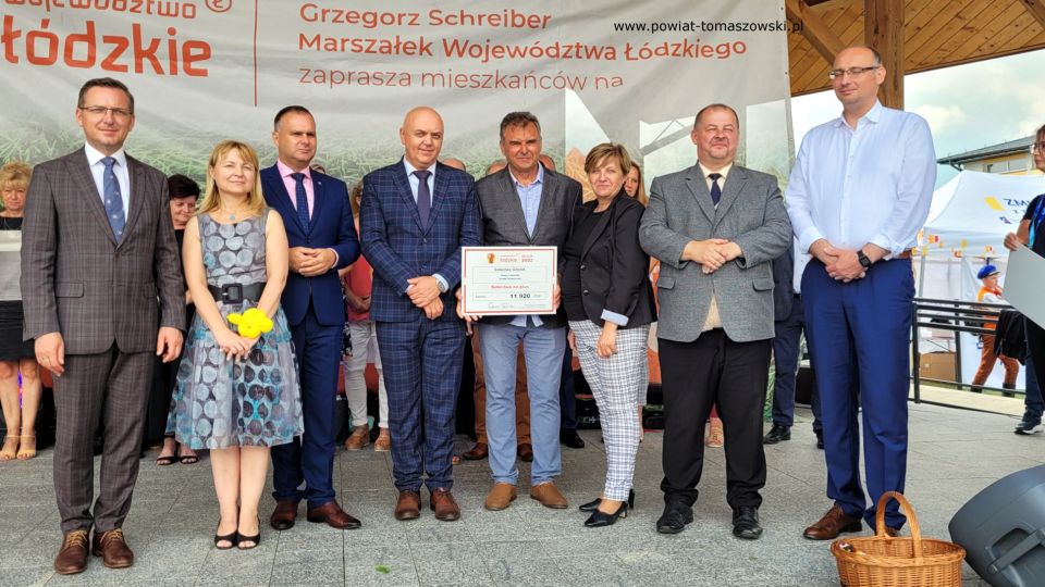Na zdjęciu: uczestnicy Pikniku Województwa Łódzkiego, który odbył się w Lubochni w piątek, 8 lipca 2022 roku, 