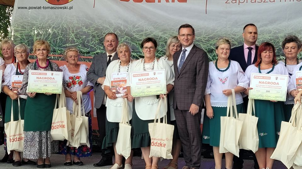 Na zdjęciu: uczestnicy Pikniku Województwa Łódzkiego, który odbył się w Lubochni w piątek, 8 lipca 2022 roku, 