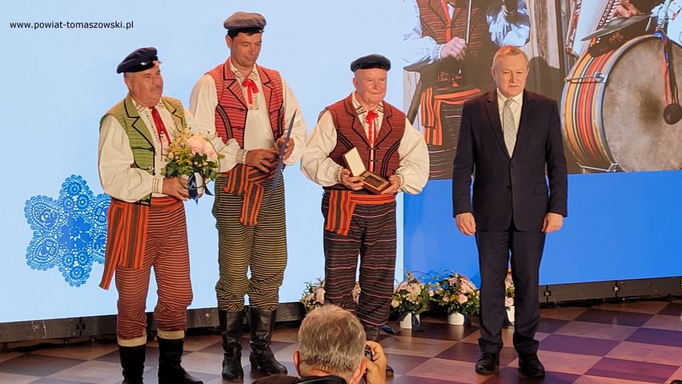 Na zdjęciu: uczestnicy gali wręczenia Nagród im. Oskara Kolberga „Za zasługi dla kultury ludowej”, która odbyła się na Zamku Królewskim w Warszawie w środę, 6 lipca 2022 roku, 