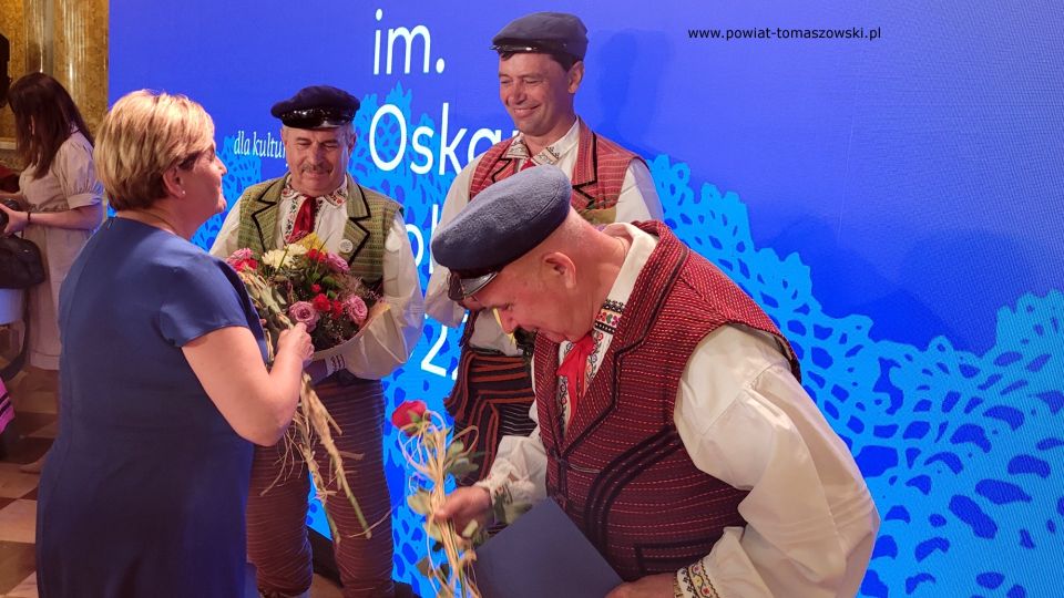 Na zdjęciu: uczestnicy gali wręczenia Nagród im. Oskara Kolberga „Za zasługi dla kultury ludowej”, która odbyła się na Zamku Królewskim w Warszawie w środę, 6 lipca 2022 roku, 