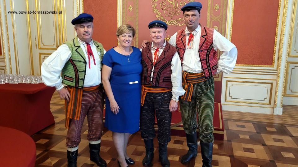 Na zdjęciu: uczestnicy gali wręczenia Nagród im. Oskara Kolberga „Za zasługi dla kultury ludowej”, która odbyła się na Zamku Królewskim w Warszawie w środę, 6 lipca 2022 roku, 