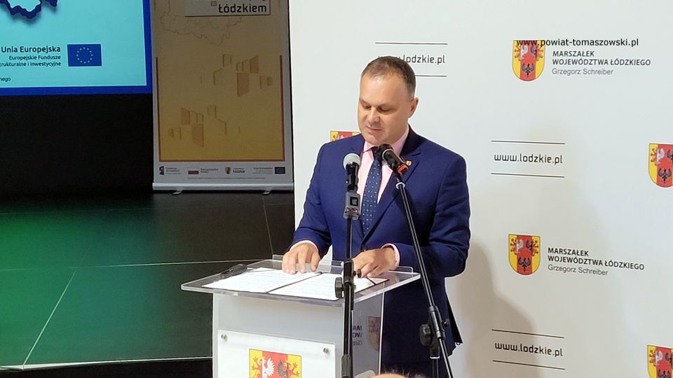 Zdjęcie z części oficjalnej Pikniku Województwa Łódzkiego, który odbył się w Lubochni w Piątek, 8 lipca 2022 roku, 