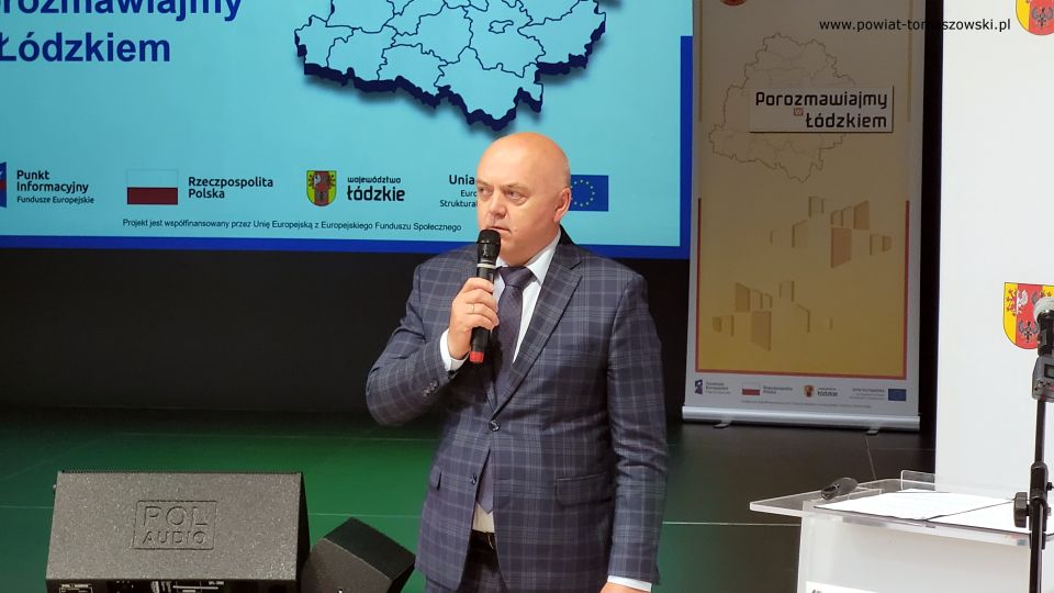 Zdjęcie z części oficjalnej Pikniku Województwa Łódzkiego, który odbył się w Lubochni w Piątek, 8 lipca 2022 roku, 