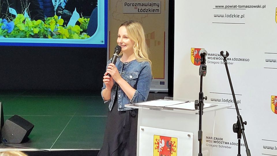 Zdjęcie z części oficjalnej Pikniku Województwa Łódzkiego, który odbył się w Lubochni w Piątek, 8 lipca 2022 roku, 