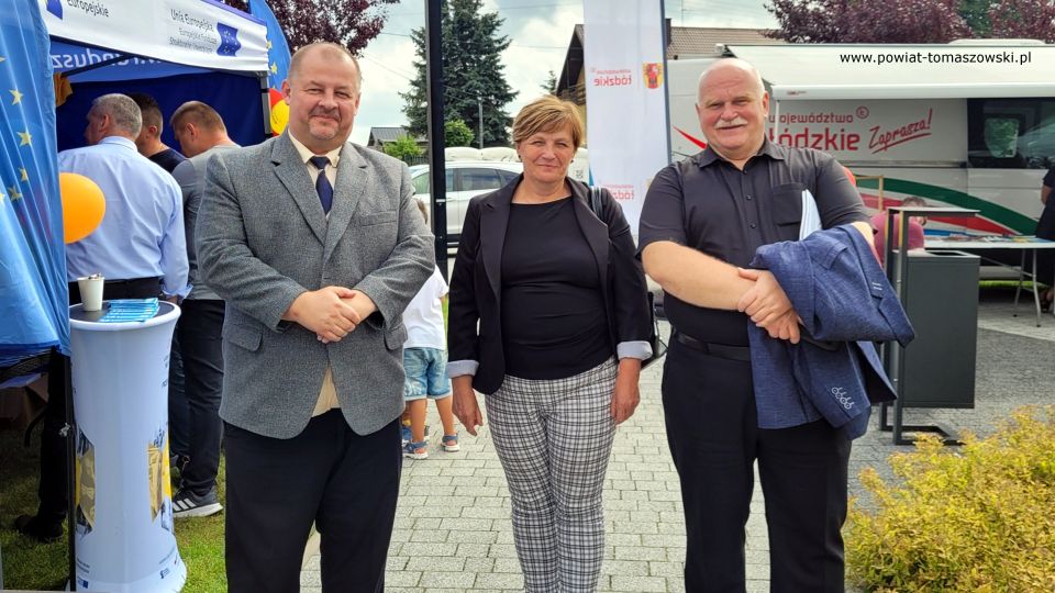 Zdjęcie z części oficjalnej Pikniku Województwa Łódzkiego, który odbył się w Lubochni w Piątek, 8 lipca 2022 roku, 