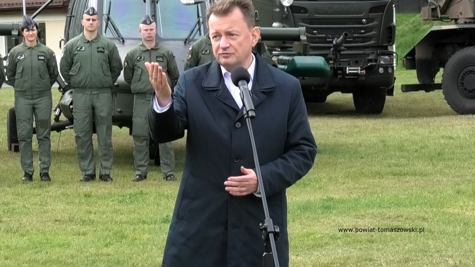 Na zdjęciu: uczestnicy pikniku militarnego, który odbył się na boisku wojskowym 25. Brygady Kawalerii Powietrznej w Tomaszowie Mazowieckim w niedzielę, 2 października 2022 roku, 