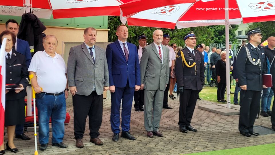 Na zdjęciu: uczestnicy Powiatowych Zawodów Sportowo-Pożarniczych, w których udział wzięły drużyny OSP z powiatu tomaszowskiego, a które odbyły się w sobotę, 30 lipca 2022 roku, w Centralnym Ośrodku Sportu w Spale 