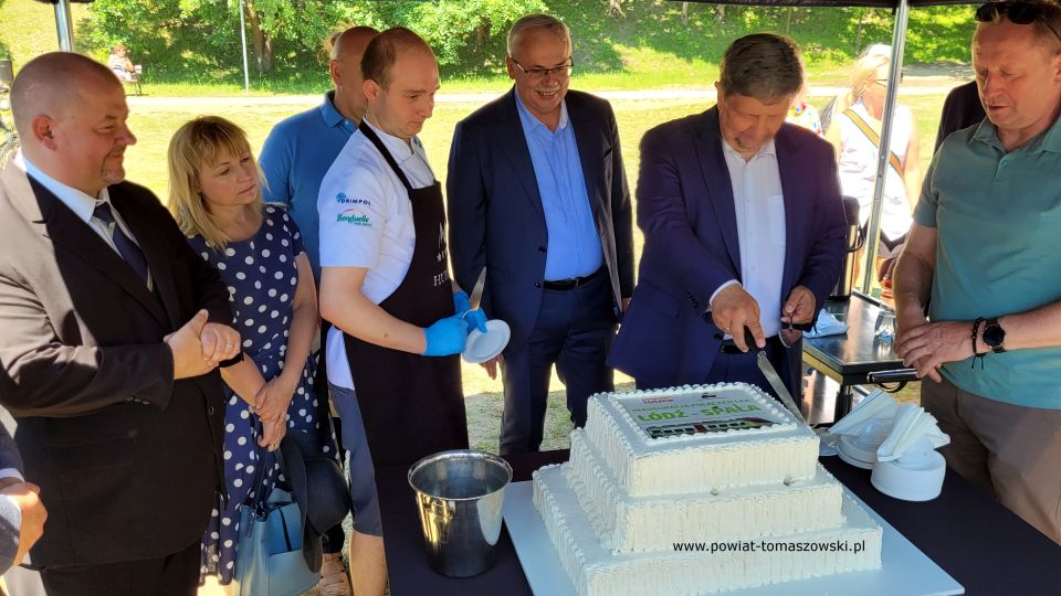 Na zdjęciu: uczestnicy Pikniku Rodzinnego w Spale, który odbył się z okazji inauguracji przewozów Łódzkiej Kolei Aglomeracyjnej  w sobotę, 25 czerwca 2022 roku, 
