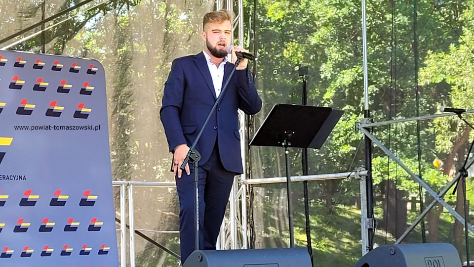 Na zdjęciu: uczestnicy Pikniku Rodzinnego w Spale, który odbył się z okazji inauguracji przewozów Łódzkiej Kolei Aglomeracyjnej  w sobotę, 25 czerwca 2022 roku, 