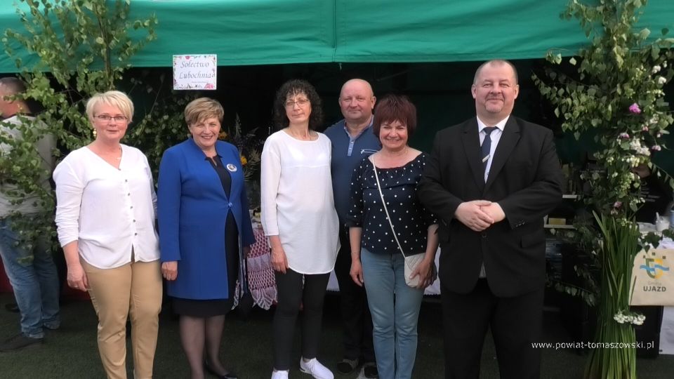 Na zdjęciu: uczestnicy XIII Lubocheńskiego Festiwalu Masła, który odbył się w Lubochni w sobotę, 4 czerwca 2022 roku Na zdjęciu: uczestnicy XIII Lubocheńskiego Festiwalu Masła, który odbył się w Lubochni w sobotę, 4 czerwca 2022 roku