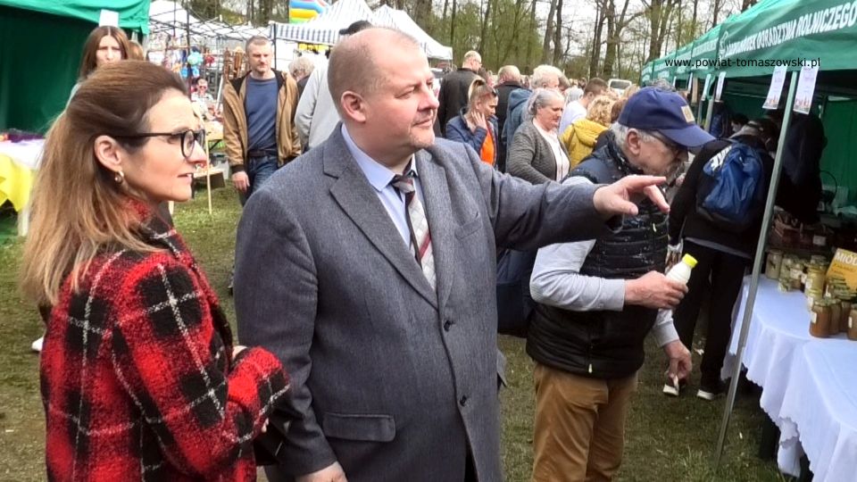 Na zdjęciu: uczestnicy XV Targów Ogrodniczych „Pamiętajmy o ogrodach”, które odbyły się w niedzielę, 24 kwietnia 2022 roku, w Piotrkowie Trybunalskim