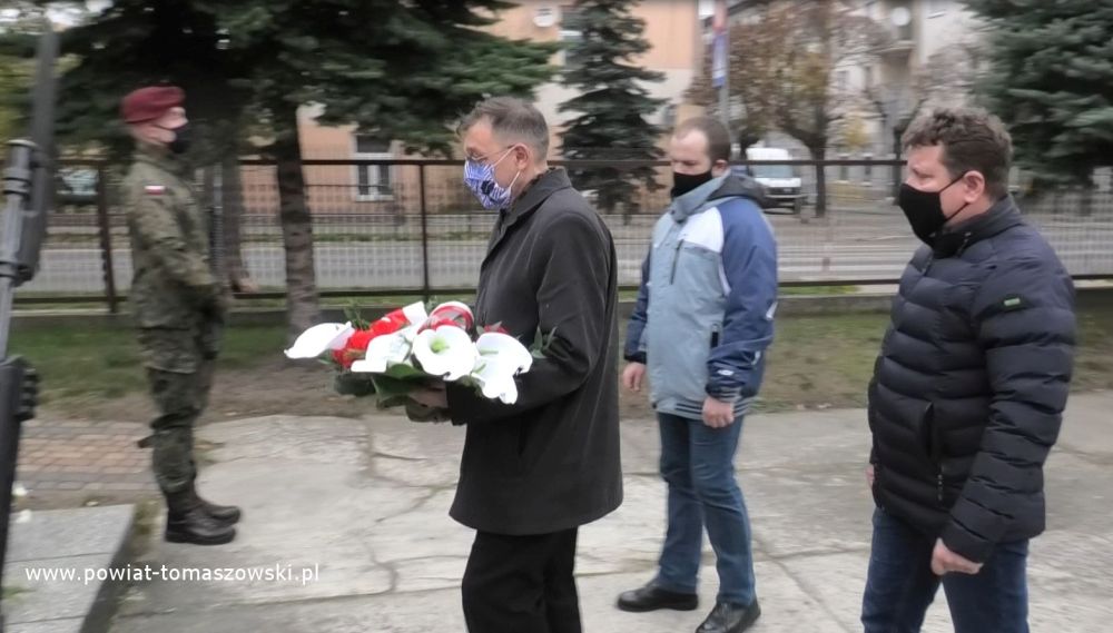 Skromne obchody Narodowego Święta Niepodległości w czasie pandemii