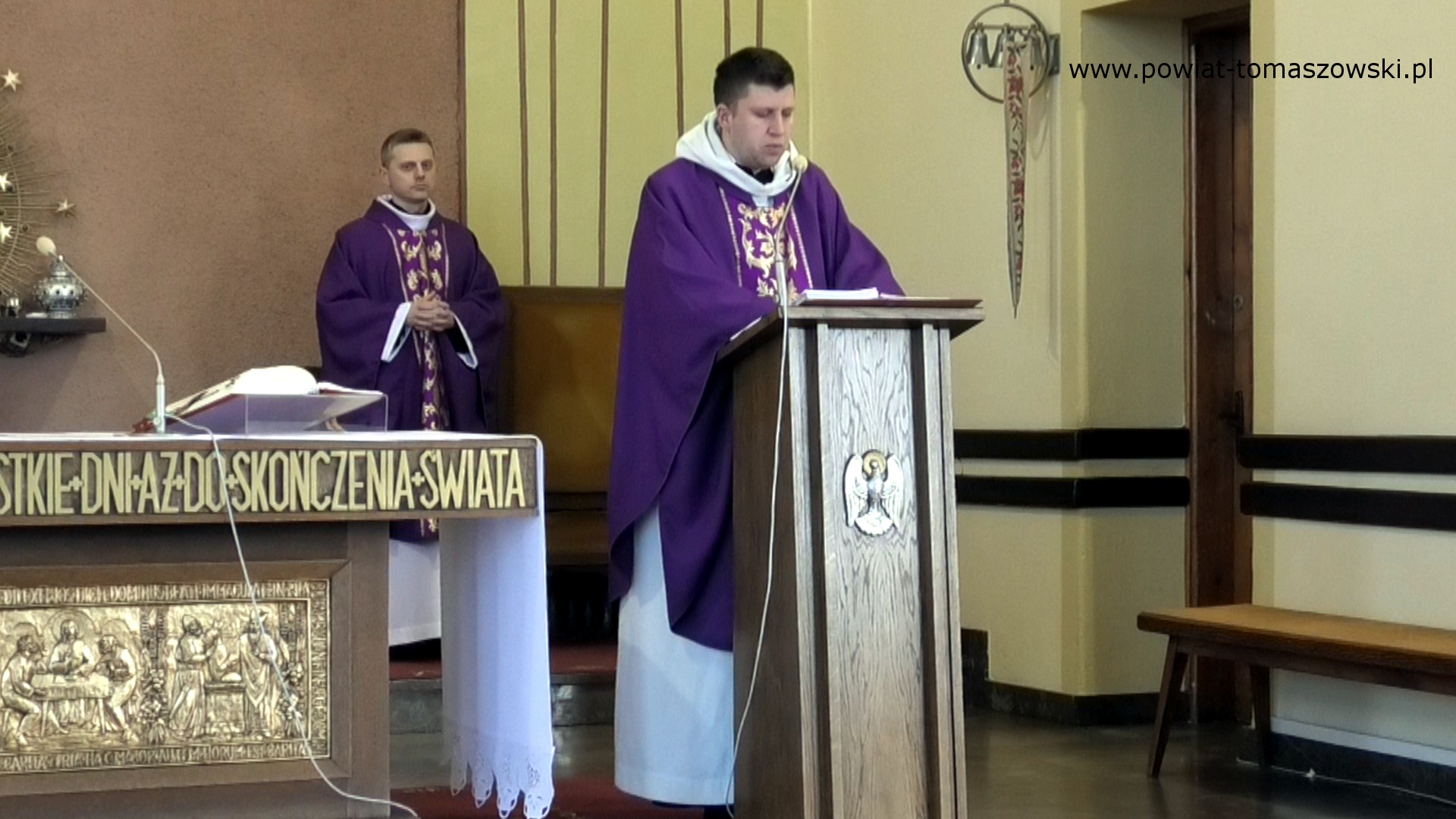 Msza święta w kościele pw. Świętej Rodziny w Tomaszowie Mazowieckim