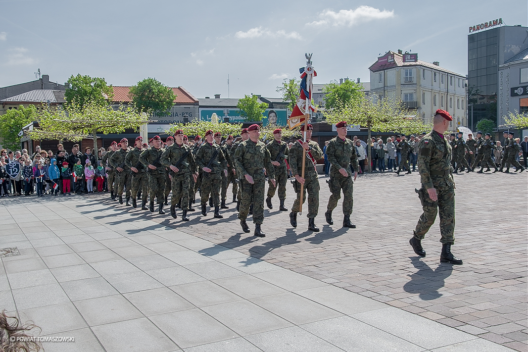 Dzień Flagi Rzeczypospolitej Polskiej w Tomaszowie Maz. 