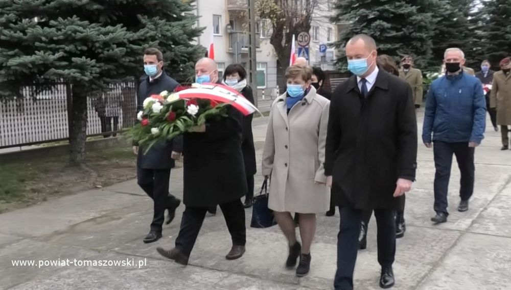 Skromne obchody Narodowego Święta Niepodległości w czasie pandemii